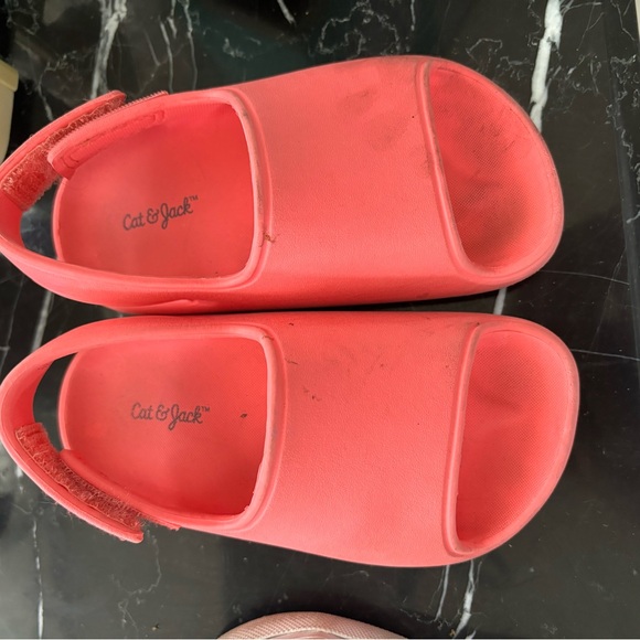 Toddler slides/sandals size 7 - Picture 4 of 4